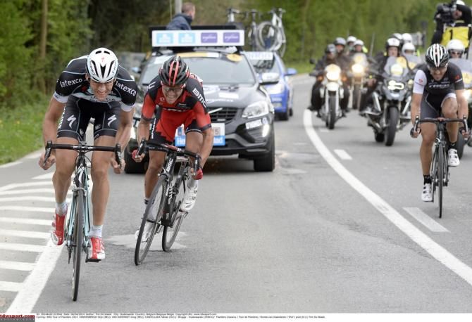Stijn Vandenbergh (Omega Pharma-Quickstep) and Greg Van Avermaet (BMC) in the final kilometres