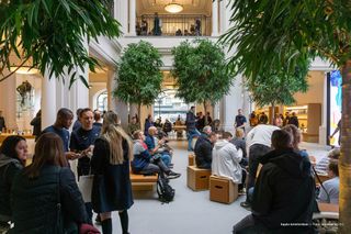 Amsterdam Apple Store