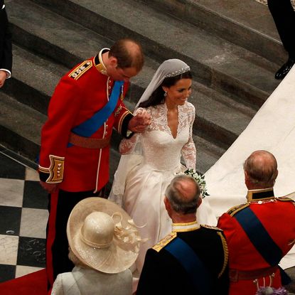 Princess Kate curtsying