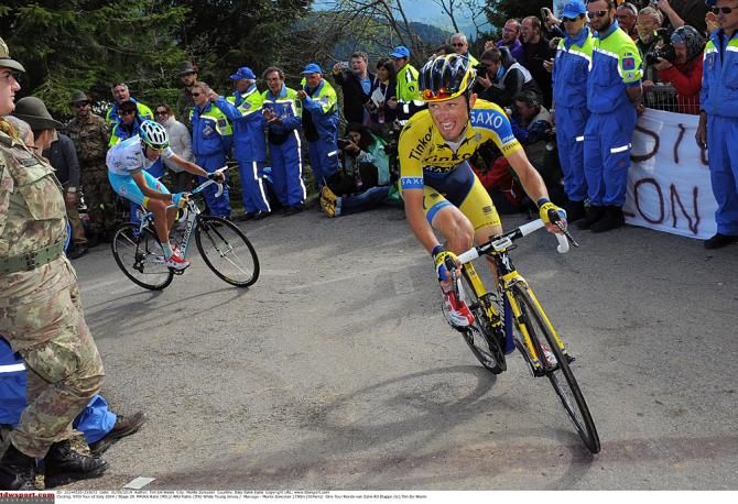 Rafal Majka (Tinkoff-Saxo) tries to distance Aru on the Zoncolan