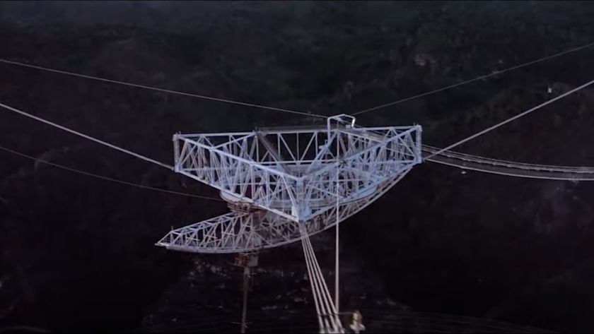 Arecibo radio observatory shown in Species (1995)
