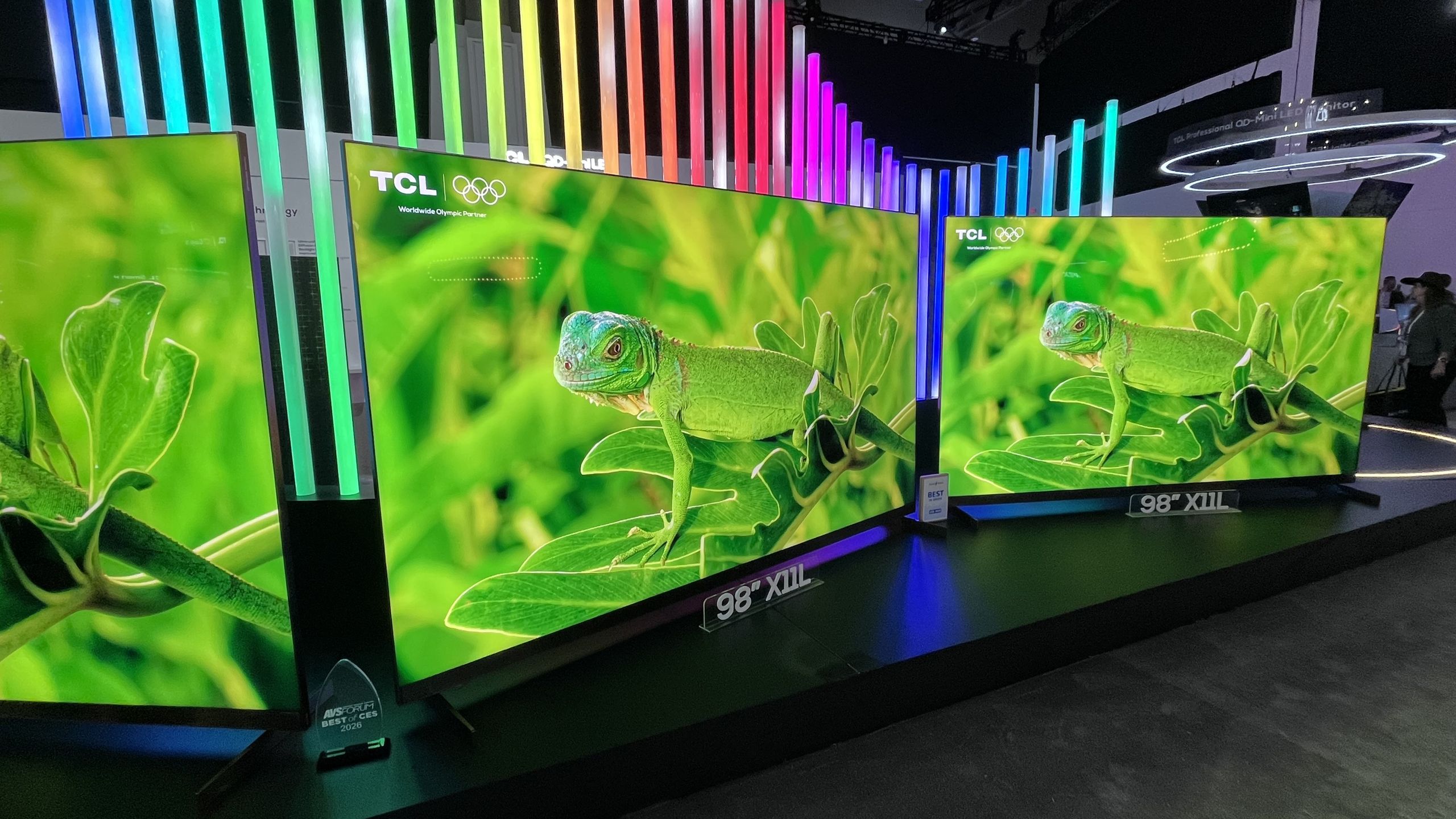 TV terbaik CES 2026: OLED lebih cerah, layar 130 inci, dan mini-LED RGB di mana-mana
