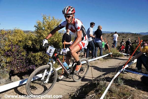 Geoff Kabush (Canada) came out strong but couldn't stay with the leaders.
