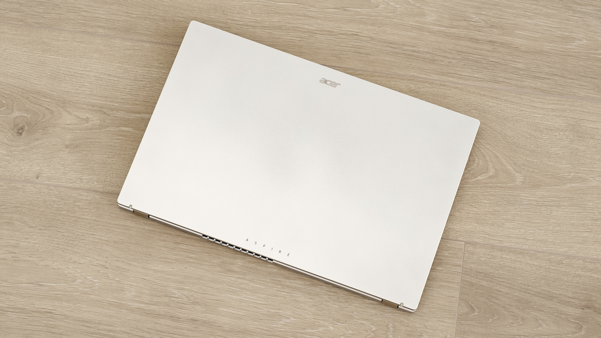 The Acer Aspire Go 15 (2025) with its lid closed