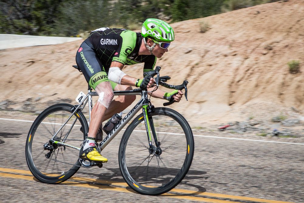 Ben King (Cannondale) heavily bandaged after yesterdays crash.