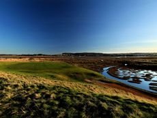 Golfer Aims To Play Every Links Course In The UK For Alzheimers