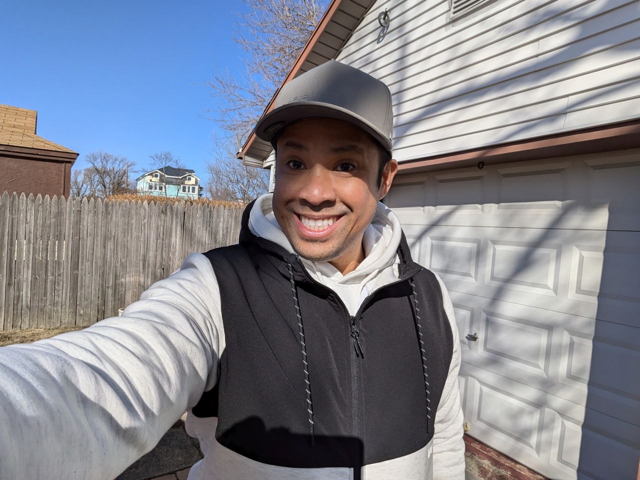 Google Pixel 8a selfie sample.