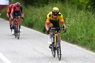 Primoz Roglic (Jumbo-Visma) with Ineos Grenadiers teammates Geraint Thomas and Tao Geoghegan Hart in pursuit on stage 8 of the 2023 Giro d'Italia