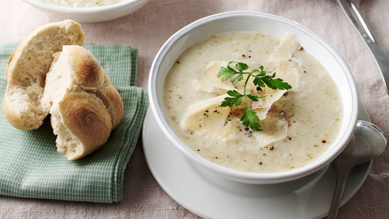 creamy cauliflower soup recipe