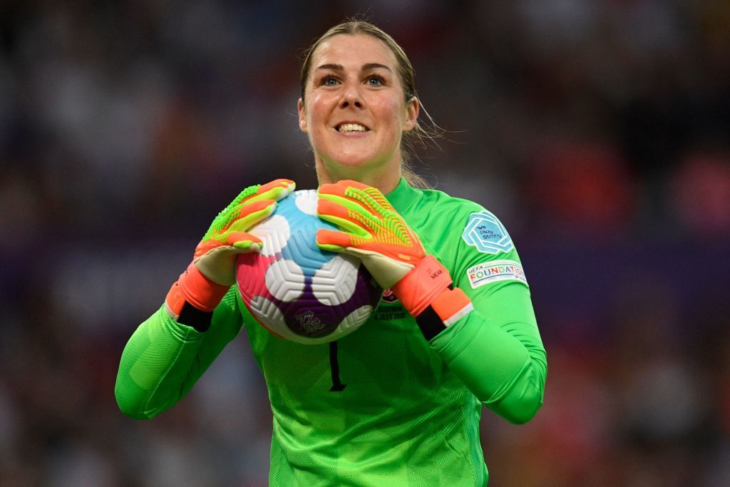 Nike Women&#039;s Euro 2022 ball: England&#039;s goalkeeper Mary Earps gathers the ball during the UEFA Women&#039;s Euro 2022 Group A football match between England and Austria at Old Trafford in Manchester, north-west England on July 6, 2022. - No use as moving pictures or quasi-video streaming. Photos must therefore be posted with an interval of at least 20 seconds. (Photo by Oli SCARFF / AFP) / No use as moving pictures or quasi-video streaming. Photos must therefore be posted with an interval of at least 20 seconds. 