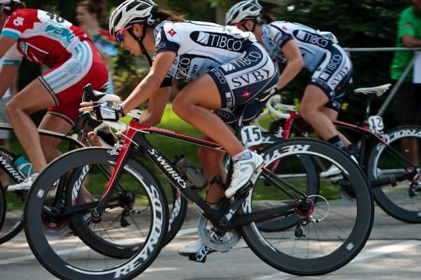Carmen Small (TIBCO) moving towards the front of the group.