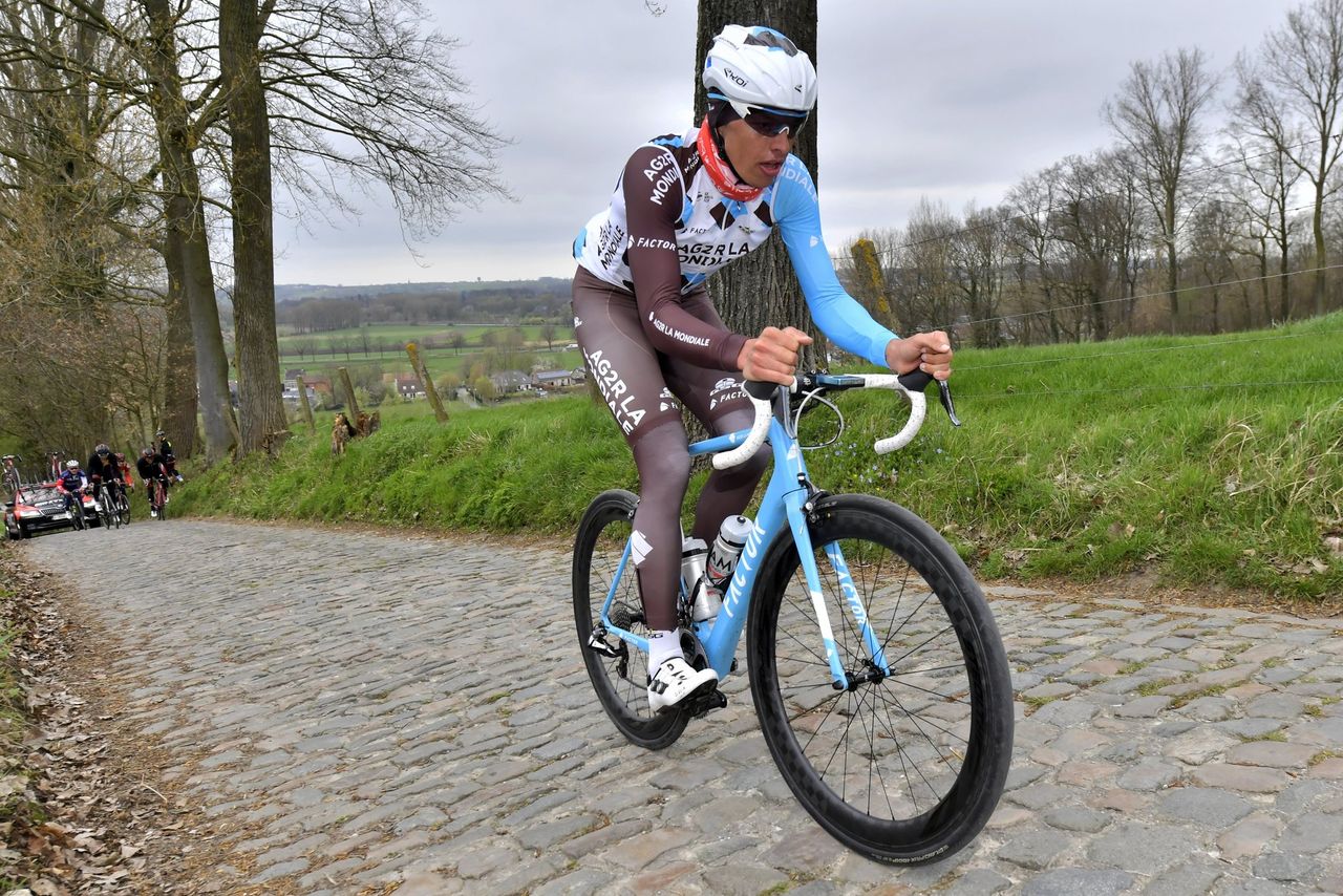 Fast-rising Oliver Naesen recons Flanders.