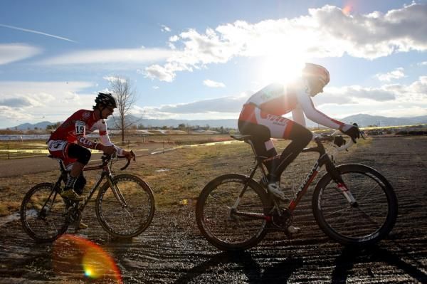 Tod Wells (Specialized) and Mitchel Hoke (Clif Bar) get some sun for the last lap.