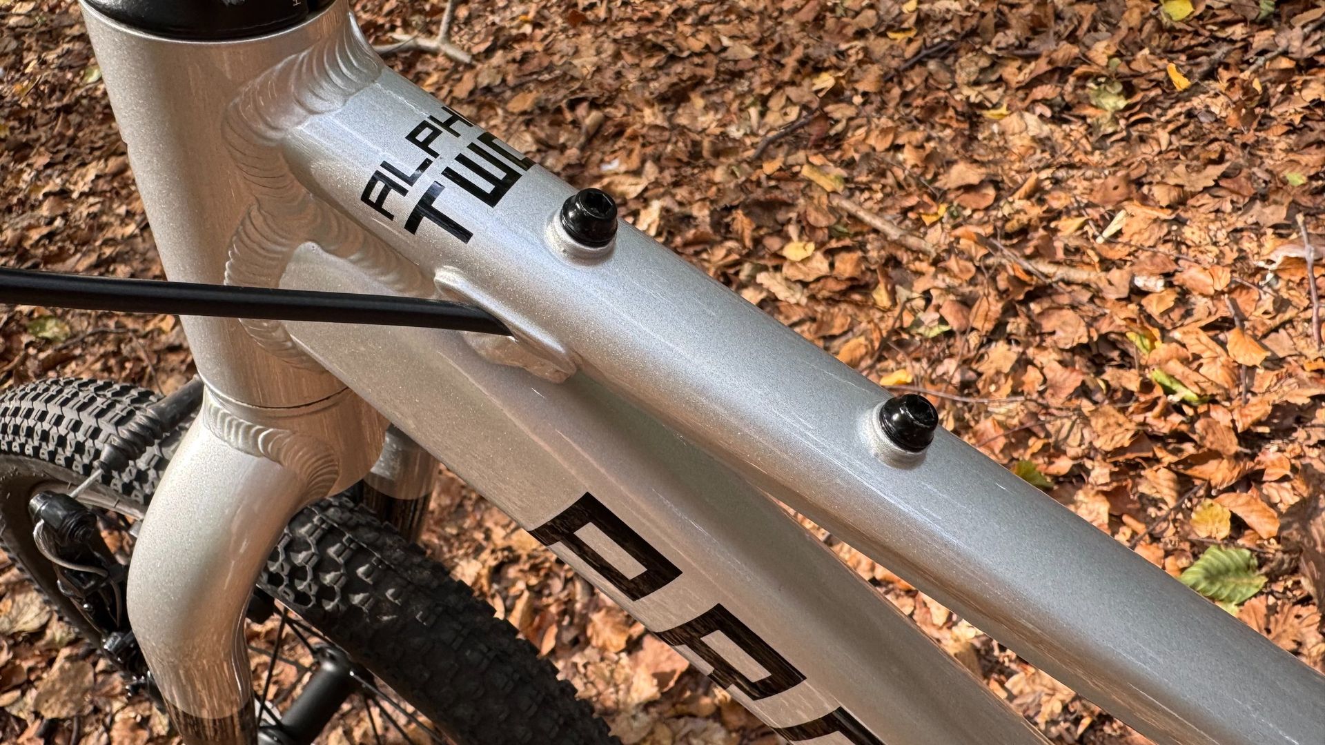 The Prevelo Alpha Two has top tube mounts allow for the attachment of their Rider Supply Pod