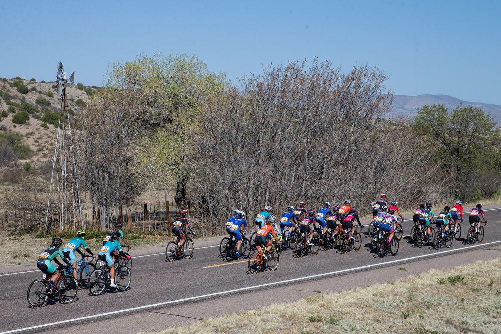 The peloton breaks up during stage 1 at Tour of the Gila