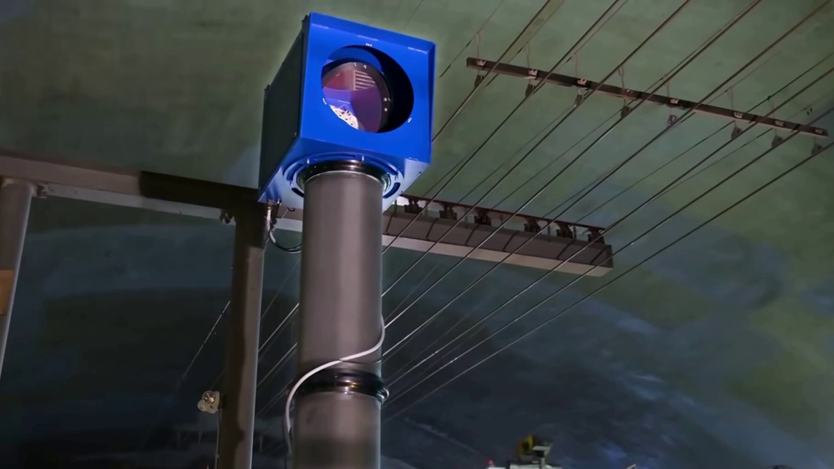 Aerial ReCharge (ARC) wireless power beaming transmitter