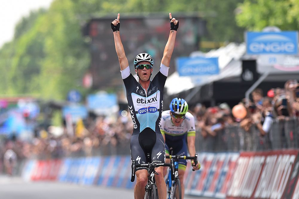 Iljo Keisse salutes his win at the final stage of the 2015 Giro d'Italia.
