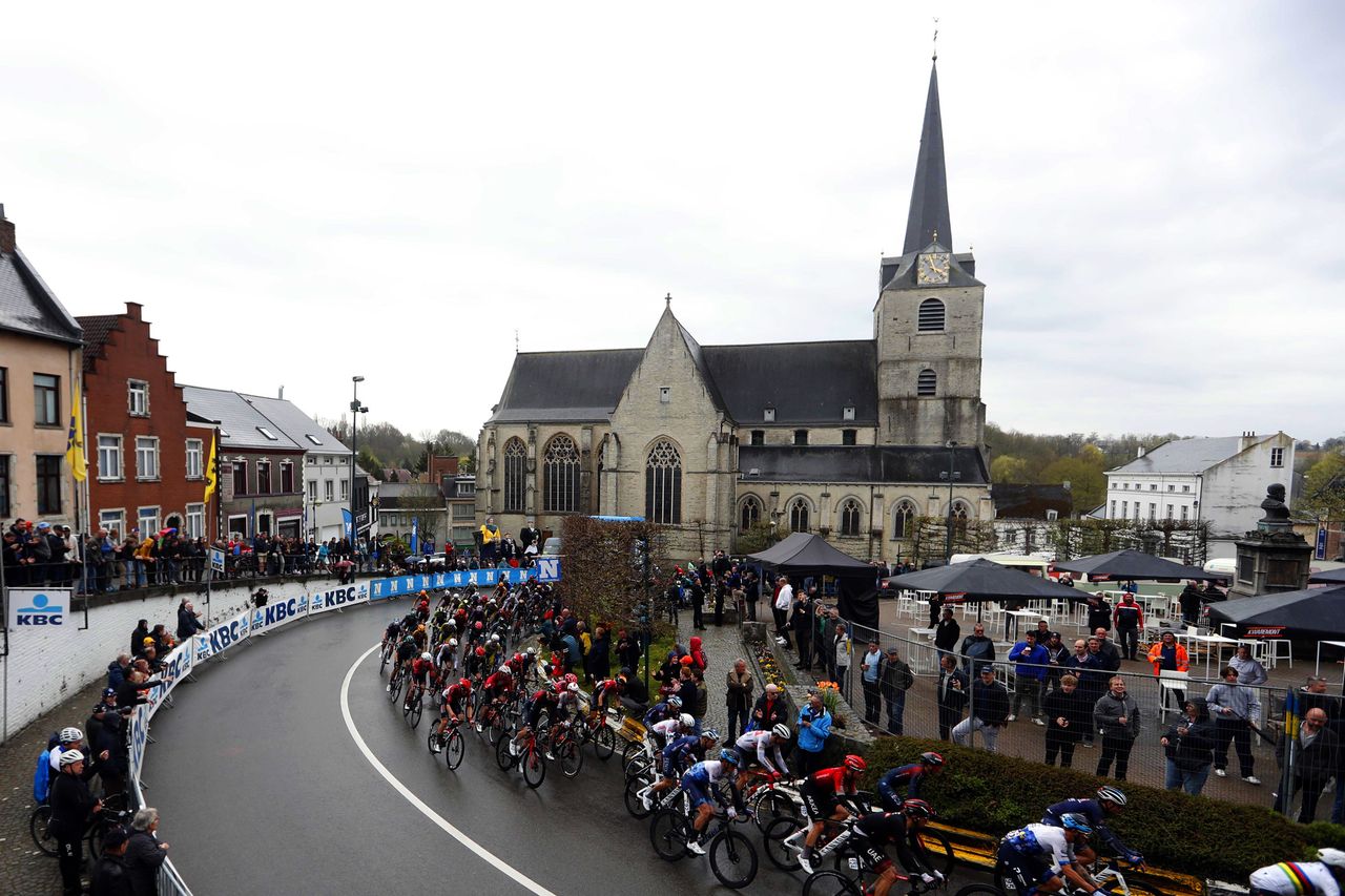 De Brabantse Pijl - La Fleche Brabanconne 2022 - 62nd Edition - Leuven - Overijse 205,1 km - 13/04/2022 - Scenery - Peloton - photo Tim van Wichelen/CV/SprintCyclingAgency&Acirc;&copy;2022