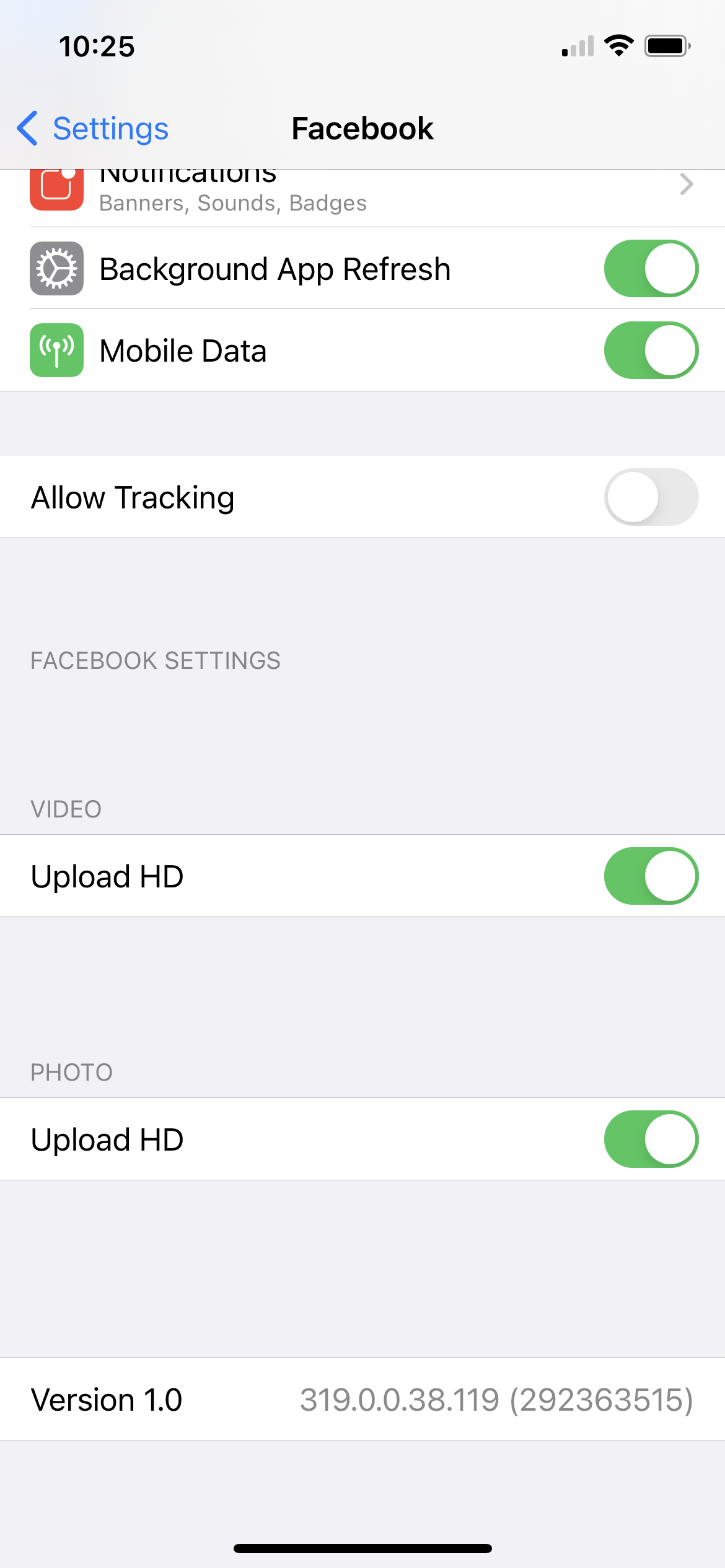 Facebook Dark Mode fix on iOS