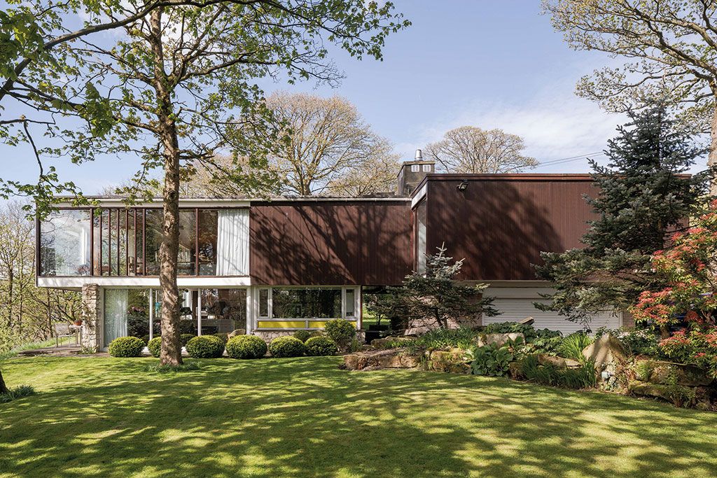 Houses for sale for around &pound;1m &ndash; Farnley Hey II, Farnley Tyas, West Yorkshire
