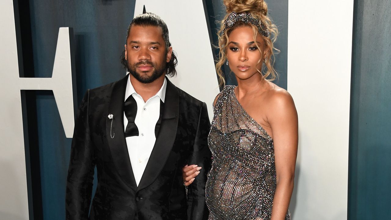 beverly hills, california february 09 russell wilson and ciara attend the 2020 vanity fair oscar party hosted by radhika jones at wallis annenberg center for the performing arts on february 09, 2020 in beverly hills, california photo by daniele venturelliwireimage,