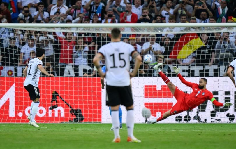 Ilkay Gundogan scoring a penalty against Italy