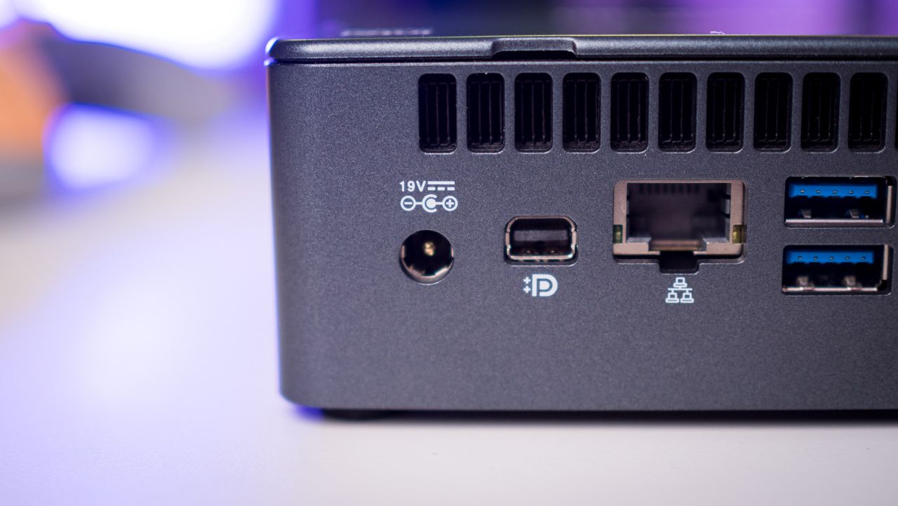 Geekom Mini IT11 review