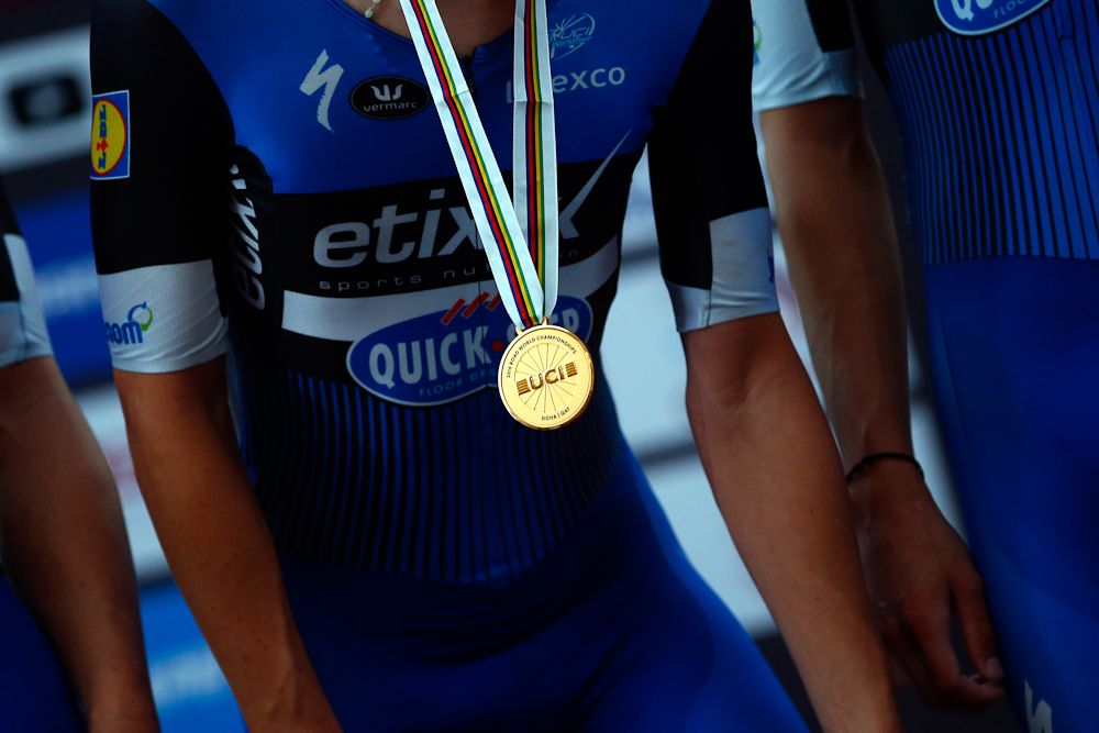 Gold medals for Etixx - QuickStep