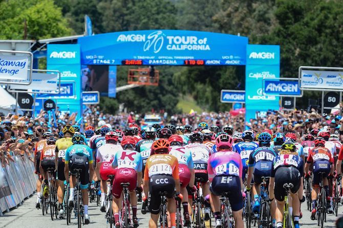 The peloton approaches the finish on stage 7 of the 2019 Tour of California