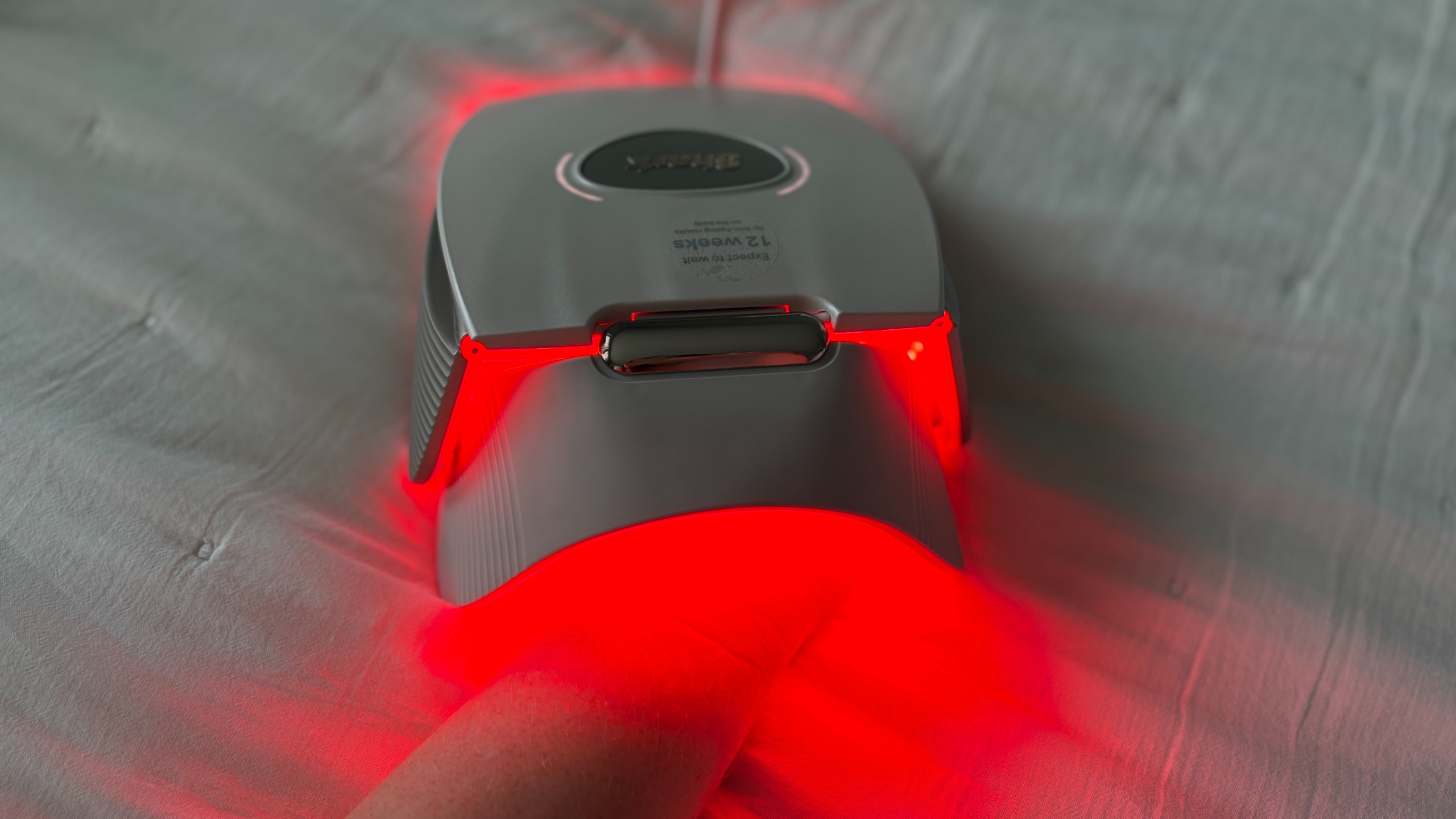 Shark CryoGlow Clinic Face + Body