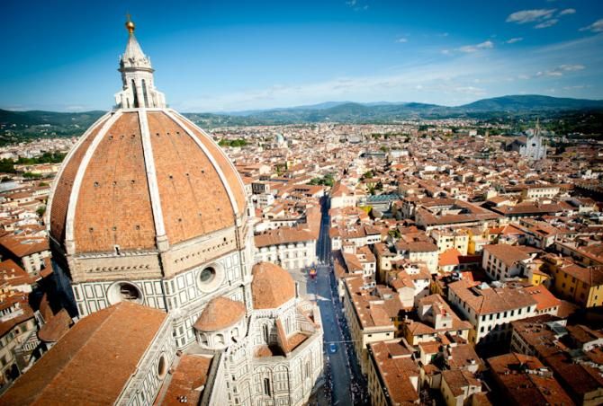 The team time trial at the world championships was held under a blue sky in Firenze