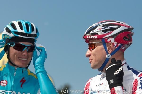 Alexandre Vinokourov (Astana) chats with Serguei Ivanov (Katusha) prior to stage 2.