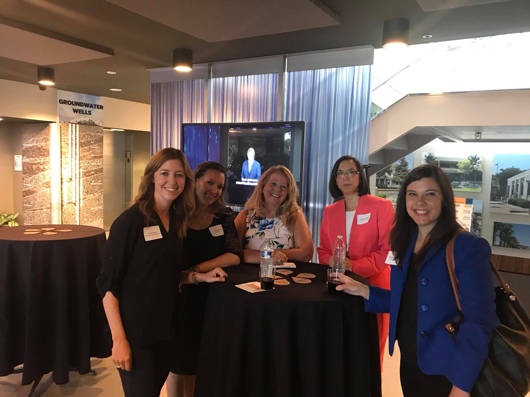 AVIXA Women SoCal Hosts Headshot Happy Hour