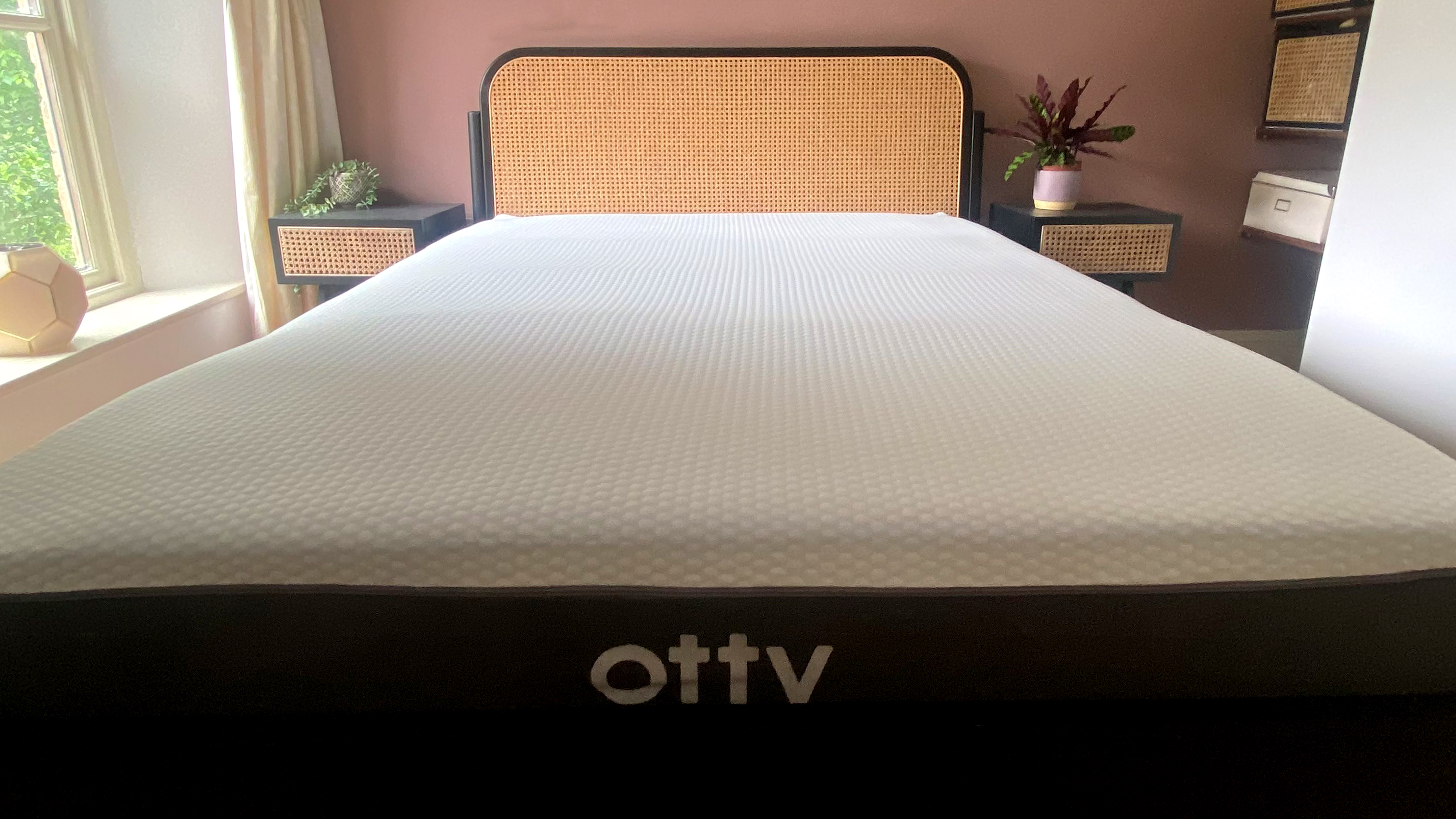 Otty Aura Hybrid mattress review