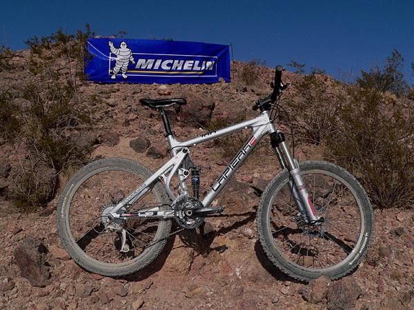 The Lapierre X-160 offers up outstanding suspension performance, but unfortunately is not available in the US.