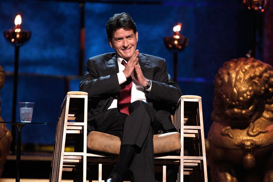 Charlie Sheen went on a long, weird Twitter rant about Rihanna