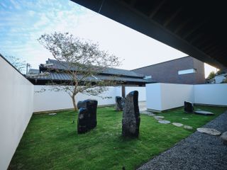 Inner courtyard at Yoruya