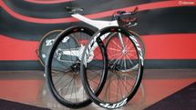 Zipp 303 Firecrest Disc and 202 Firecrest Disc road wheels launched