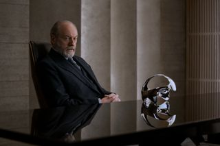 Liam Cunningham as Wade in episode 104 of 3 Body Problem