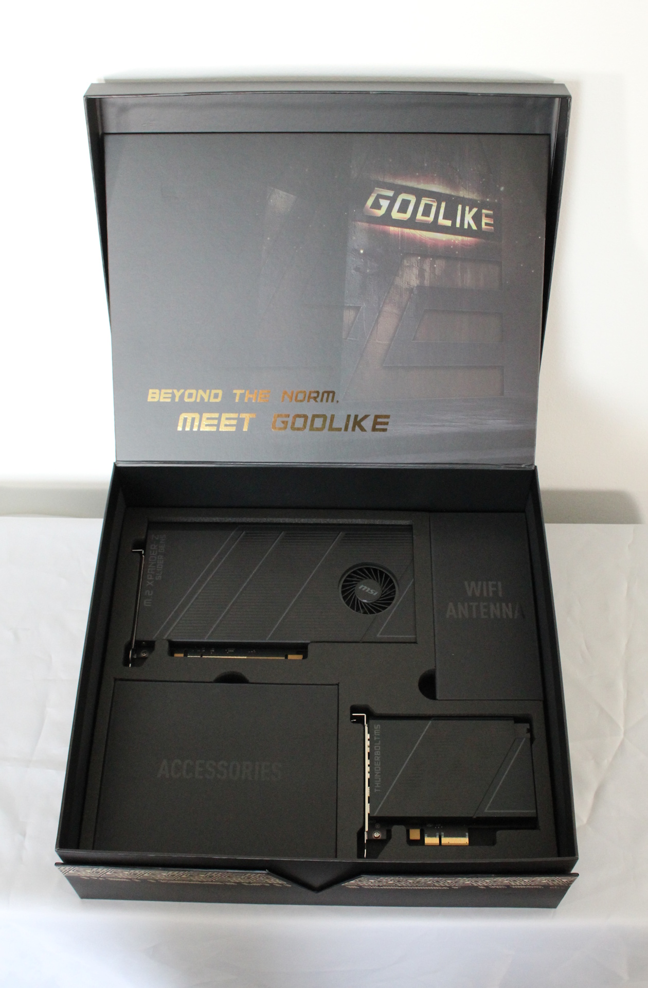 MSI Z890 Godlike