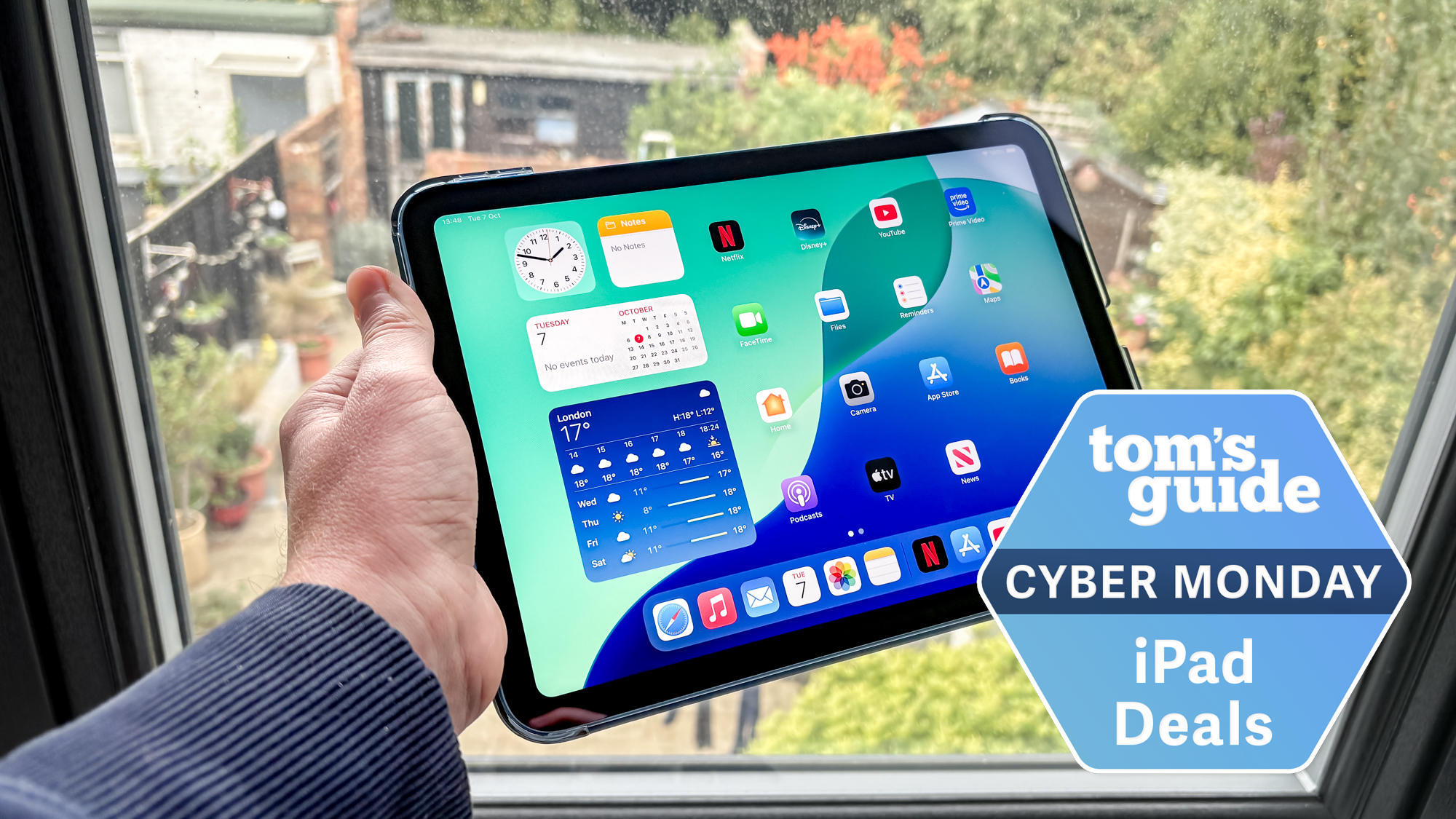 iPad 11 Cyber Monday