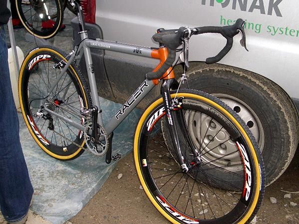 Switzerland's Lukas Fluckinger was running some particularly pretty Zipp wheels.