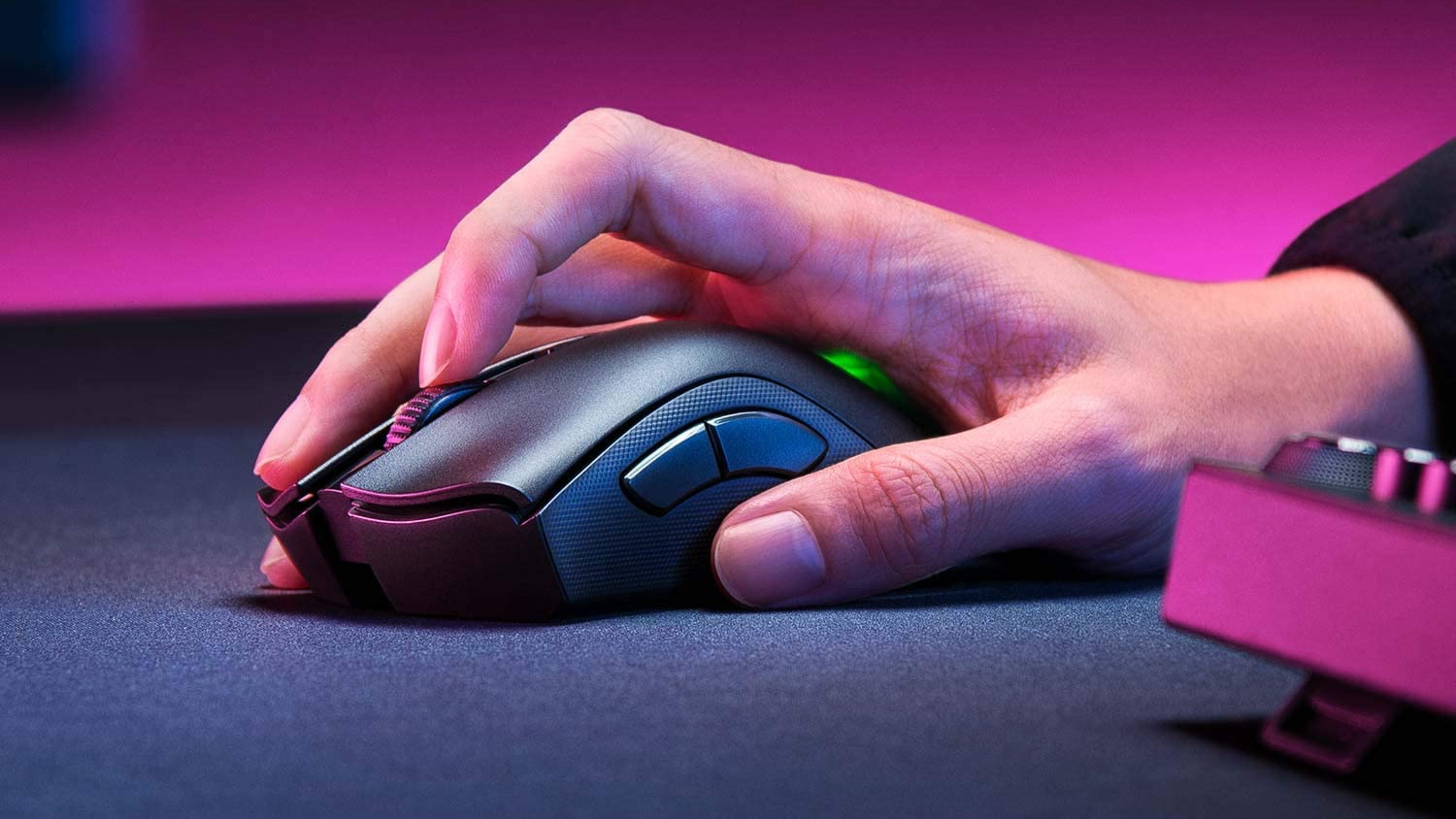 Person holding Razer DeathAdder V2 Pro mouse