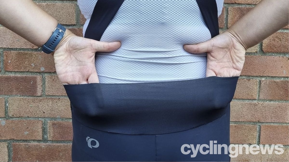 Close up of the flexible rear panel that makes up the droptail design on the Pearl Izumi Women's Expedition Shorts