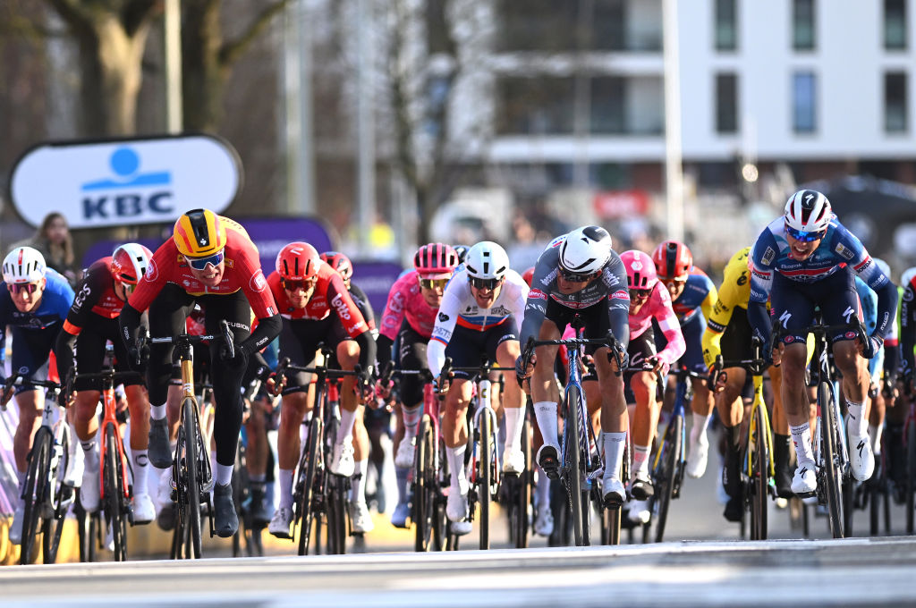 2025 Omloop Het Nieuwsblad: the final sprint for the line, Magnier (r) took second behind Soren Waerenskjold