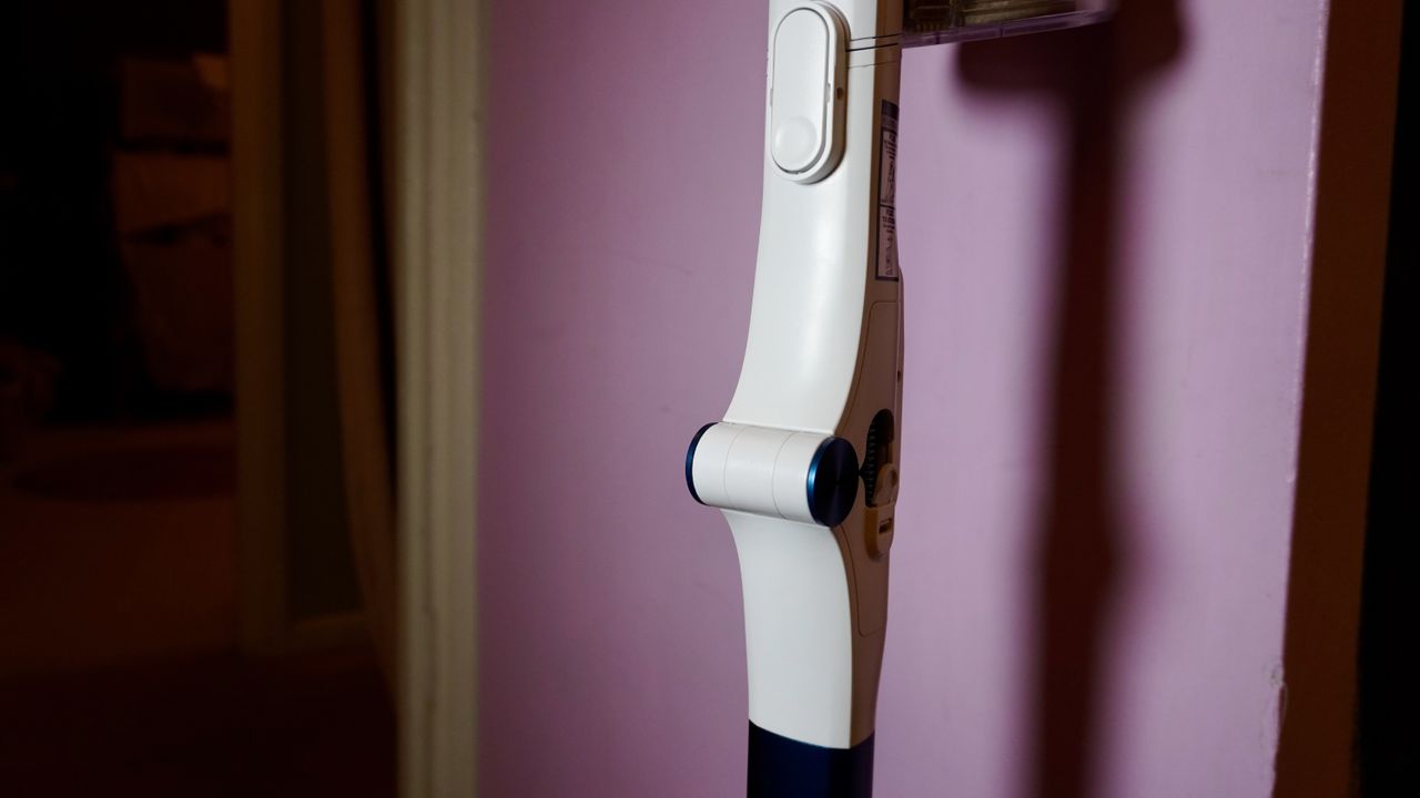 Shark PowerPro IZ380UK on test in a home