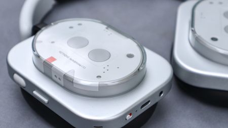 Nothing Headphone (1)