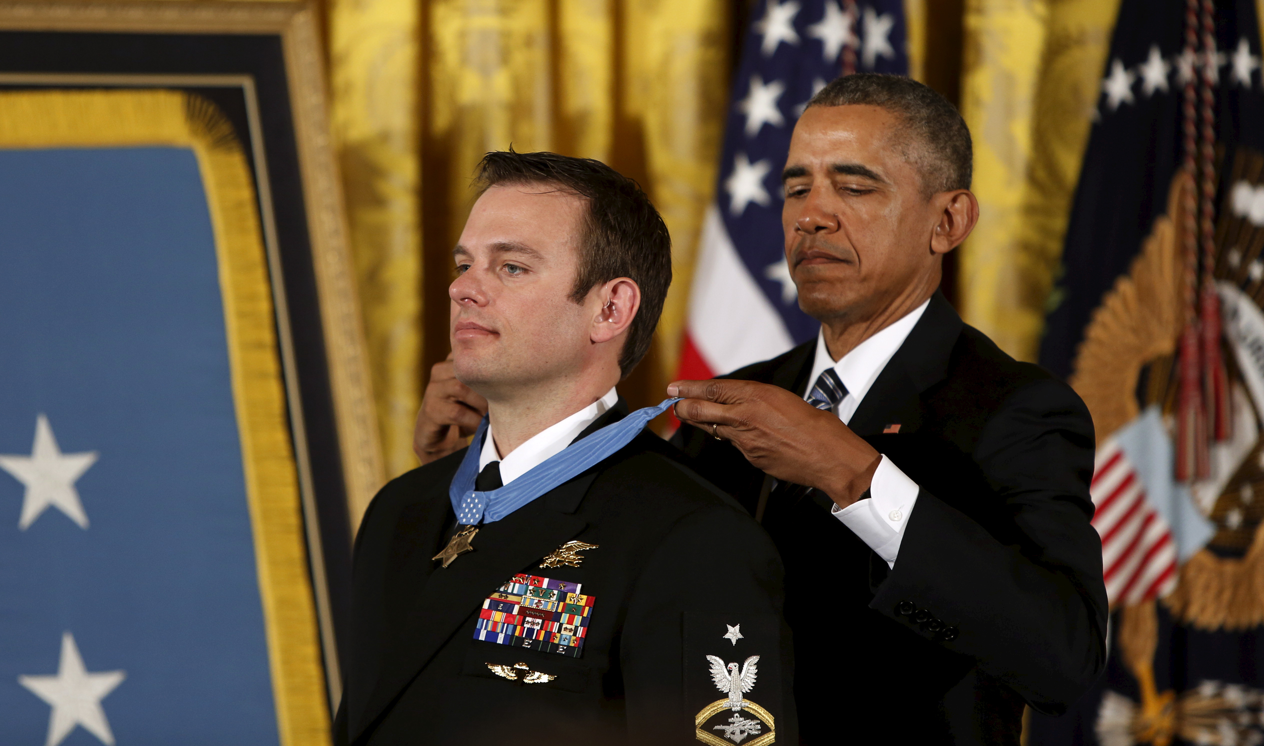 Obama awards Medal of Honor - POLITICO