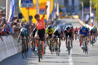 Marianne Vos celebrates her win at the 2019 Trofeo Alfredo Binda