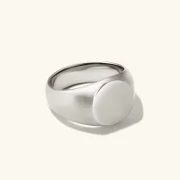 20. Mejuri Bold Round Signet Ring
